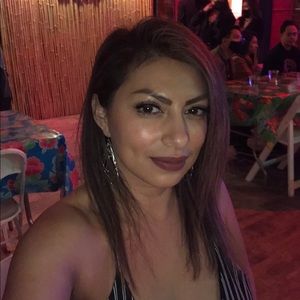 Meet your Posher, Karina